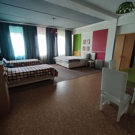 Strelets Hotel Bișkek Exterior foto